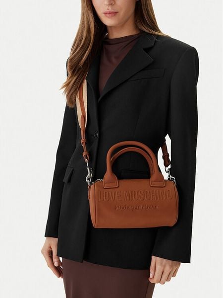 LOVE MOSCHINO Torebka JC4054PP1OLE0200 Brązowy. Brązowe torebki klasyczne damskie Love Moschino, bez wzorów, ze skóry, bez dodatków. Za 869.99 zł.