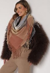 Beżowy Szalik Bellaern. Brązowe szaliki i kominy damskie Born2be, bez wzorów, z bawełny. Za 49.99 zł.