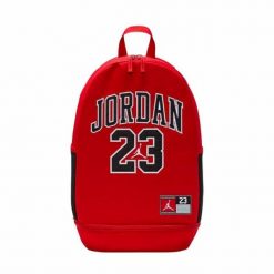 Plecak szkolny Jordan 9A0780-R78 Czerwony. Czerwone plecaki damskie Jordan, bez wzorów, biznesowe. Za 321.65 zł.