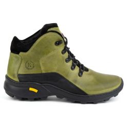 KOMODO Buty męskie trzewiki skórzane zimowe 903K zielone. Zielone buty trekkingowe męskie na zimę, z materiału, bez zapięcia, trekkingowe. Za 438.49 zł.