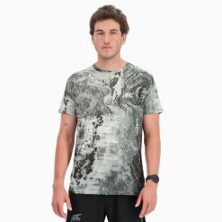 Koszulka męska do biegania i trailu, ekologiczna i oddychająca TERRARUN. Zielone t-shirty sportowe męskie BODYCROSS, m, z tkaniny, bez ramiączek, do biegania. Za 292.99 zł.