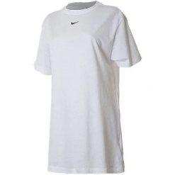 Damska sukienka/tunika Nike Essential White. Białe sukienki damskie Givova, s, bez wzorów, z bawełny, sportowe, bez kołnierzyka, bez ramiączek, sportowe. Za 204.99 zł.
