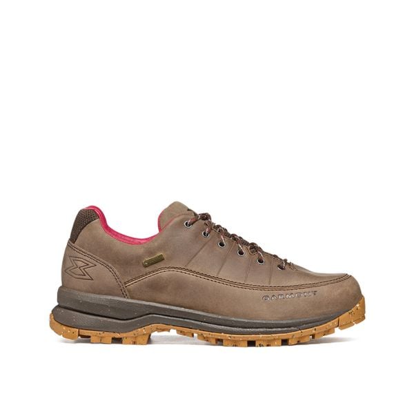 Buty damskie trekkingowe Garmont CHRONO LOW GTX. Brązowe obuwie trekkingowe damskie Garmont. Za 398.00 zł.