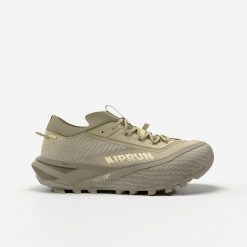 Buty do biegania w terenie męskie Kiprun Kipclimb Max. Brązowe obuwie do biegania damskie KIPRUN. Za 599.99 zł.