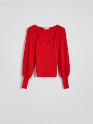 Sweter z bufiastymi rękawami - czerwony. Czerwone swetry klasyczne damskie Reserved, l, z dzianiny, bez kołnierzyka. W wyprzedaży za 49.99 zł.