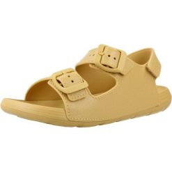 Sandały IGOR S10313 Żółty. Żółte sandały męskie Igor, ze skóry, bez zapięcia. Za 145.99 zł.
