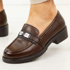 C. Brązowe skórzane mokasyny damskie M.Daszyński Jh04-2. Brązowe mokasyny damskie M.Daszyński, z jeansu. Za 259.00 zł.