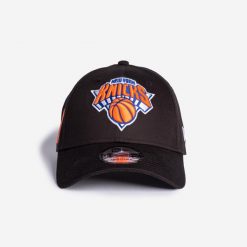 Czapka z daszkiem do koszykówki NBA New Era New York Knicks. Czapki męskie New Era, bez wzorów, klasyczne. Za 129.99 zł.
