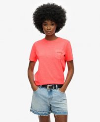 Superdry T-shirt damski Essential Logo Gd Pocket 100% bawełna organiczna –. Brązowe t-shirty damskie Superdry., bez wzorów, z bawełny, bez kołnierzyka. Za 91.75 zł.