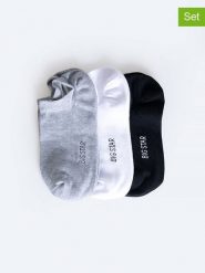 BIG STAR Skarpety (3 pary) w kolorze białym, granatowym i jasnoszarym rozmiar: 43-46. Białe skarpetki męskie Big Star, bez wzorów, z materiału. Za 29.99 zł.