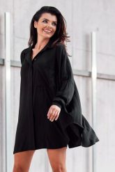 Koszula Oversize z Wydłużonym Tyłem - Czarna. Czarne koszule damskie Awama, uniwersalny, bez wzorów, z elastanu, bez kołnierzyka, bez ramiączek. Za 259.90 zł.