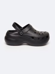 Klapki damskie czarne RR274A118 906. Czarne klapki damskie Big Star, bez wzorów, bez obcasa. Za 139.99 zł.
