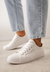 Białe Klasyczne Trampki w Minimalistycznym Stylu Aroadella. Białe trampki i tenisówki damskie Born2be, bez wzorów, z jeansu. Za 99.99 zł.