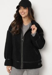 Czarna Kurtka Oversize z Futerka Typu Baranek z Wysokim Kołnierzem z Paskiem z Klamrą Torisha. Czarne kurtki damskie Born2be, na zimę, l, bez wzorów, z jeansu, bez kaptura. Za 199.99 zł.