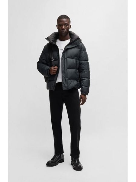 Hugo Boss Underwear Kurtka pikowana w kolorze czarnym rozmiar: 52. Czarne kurtki męskie Hugo Boss Underwear, bez wzorów, bez kaptura. Za 959.95 zł.