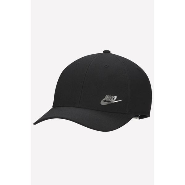 Czapka z daszkiem Nike Dri-FIT Club. Czarne czapki męskie Nike, bez wzorów, z poliesteru. Za 100.99 zł.