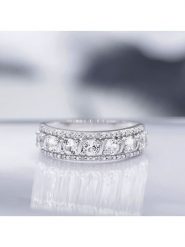 DIAMOND & CO Złoty pierścionek "Sitra" z diamentami i topazem rozmiar: 56. Szare pierścionki damskie Diamond & Co, z diamentem, złote. Za 1,217.99 zł.