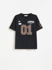 T-shirt z nadrukiem - czarny. Czarne koszulki dziewczęce Reserved, bez wzorów, z tkaniny, bez ramiączek. Za 39.99 zł.