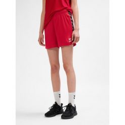 Szorty damskie Hummel autentyczne Pl. Czerwone szorty damskie HUMMEL, bez wzorów, sportowe. Za 139.00 zł.