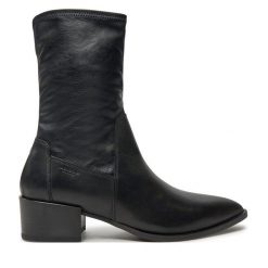 Botki Vagabond Shoemakers. Czarne botki damskie Vagabond Shoemakers, bez obcasa, na słupku, bez zapięcia. Za 769.99 zł.