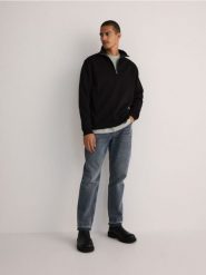 Bluza ze stójką - czarny. Czarne bluzy bez kaptura męskie Reserved, l, z dzianiny. W wyprzedaży za 89.99 zł.