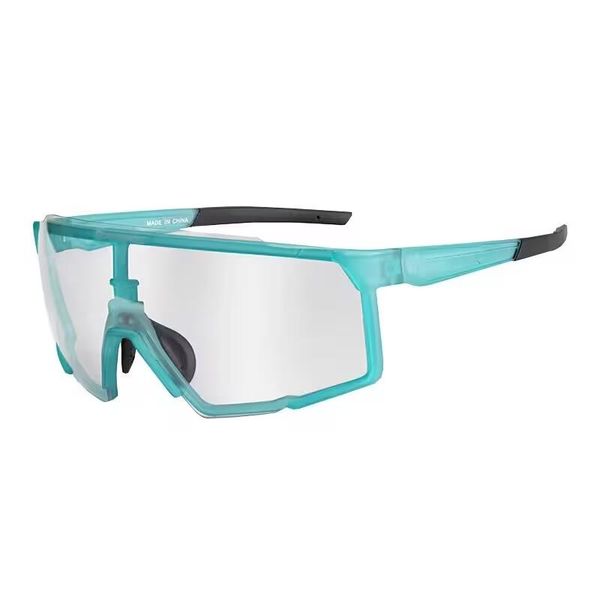Okulary rowerowe / sportowe fotochrom ROCKBROS (SP22BL). Brązowe okulary przeciwsłoneczne męskie ROCKBROS, z gumy. Za 97.00 zł.