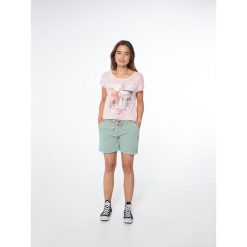 Koszulka damska Protest PRTELLES t-shirt. Czerwone bluzki sportowe damskie Protest, m, bez wzorów, bez ramiączek. W wyprzedaży za 90.00 zł.