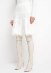 Biała Mini Spódnica z Gumką w Pasie z Koronką Cales. Białe spódniczki damskie Born2be, bez wzorów, z koronki, mini, koszulowe. Za 59.99 zł.