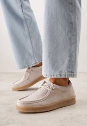 Beżowe Zamszowe Półbuty ze Skórzaną Wkładką i Ozdobnymi Przeszyciami Olenos. Brązowe półbuty damskie Born2be, bez wzorów, z dresówki, bez obcasa. Za 189.99 zł.