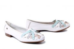 MACIEJKA P7542-11/00-0 biały, baleriny damskie. Białe baleriny damskie Maciejka, bez wzorów, z polaru, bez obcasa. Za 178.42 zł.