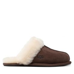 Kapcie Ugg. Brązowe kapcie damskie Ugg. Za 419.99 zł.