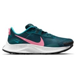Buty do biegania Nike Pegasus Trail 3 DA8698-300 zielone. Zielone obuwie do biegania damskie . W wyprzedaży za 673.61 zł.