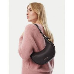 Torebka MICHAEL Michael Kors. Brązowe torebki klasyczne damskie MICHAEL Michael Kors, bez wzorów, bez dodatków. Za 1,099.00 zł.