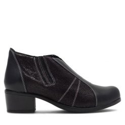 Półbuty Go Soft. Czarne półbuty damskie GO SOFT, bez wzorów, bez obcasa, na obcasie. Za 219.99 zł.