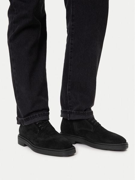 Gant Trzewiki 31643135 Czarny. Czarne bluzki sportowe damskie Gant, m, ze skóry, bez kołnierzyka, bez ramiączek. Za 769.99 zł.