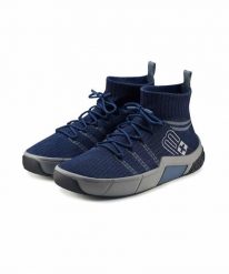 Buty zimowe męskie Brubeck WINTER MERINO. Czarne buty trekkingowe męskie Brubeck, na zimę, z materiału, bez zapięcia, trekkingowe. Za 599.00 zł.