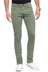 WRANGLER SPODNIE MĘSKIE LARSTON DUSTY OLIVE W18SDV65M. Zielone spodnie materiałowe męskie Wrangler, bez wzorów, z jeansu. W wyprzedaży za 89.99 zł.