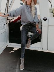 LA Angels Sweter w kolorze jasnoszarym rozmiar: S. Szare golfy damskie LA Angels, s, bez kołnierzyka. Za 117.73 zł.