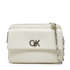 Torebka Calvin Klein. Czerwone listonoszki damskie CALVIN KLEIN, bez wzorów, bez dodatków. Za 429.99 zł.