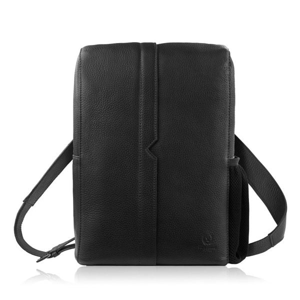 Plecak skórzany miejski do pracy premium kompaktowy czarny Paolo Peruzzi T-144-BL. Czarne plecaki męskie bez wzorów, z materiału. Za 439.00 zł.