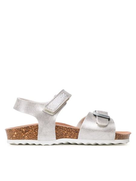 Geox Sandały J Adriel Girl J028MC000BJC1007 M Biały. Białe sandały dziewczęce Geox, ze skóry, bez zapięcia. Za 209.99 zł.