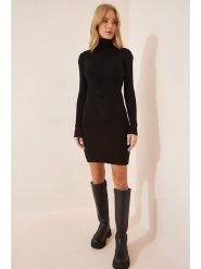 Happiness Istanbul Sukienka w kolorze czarnym rozmiar: S/M. Czarne sukienki damskie Happiness Istanbul, m, bez wzorów, prążkowane, bez kołnierzyka, bez ramiączek, mini. Za 65.99 zł.