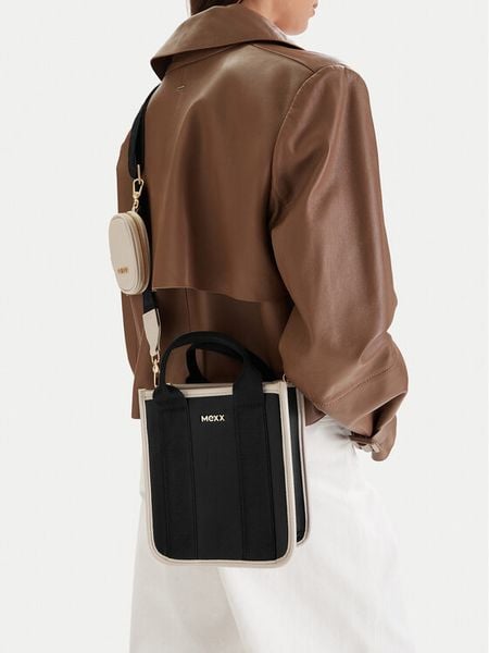 MEXX Torebka EO-MEXX-L-016-09 Czarny. Czarne torebki klasyczne damskie Mexx, bez wzorów, z materiału, bez dodatków. Za 152.99 zł.