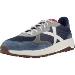 Buty MUNICH BABEL 14 Niebieski. Niebieskie buty trekkingowe męskie munich, ze skóry, bez zapięcia, trekkingowe. Za 386.99 zł.