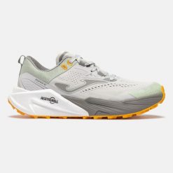 Buty do biegania męskie Joma Rase. Brązowe obuwie do biegania damskie Joma. Za 409.99 zł.