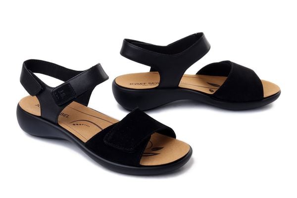 Josef Seibel 86713 381 100 Ibiza 13 czarny, sandały damskie. Czarne sandały damskie Josef Seibel, bez wzorów, bez obcasa. Za 339.90 zł.