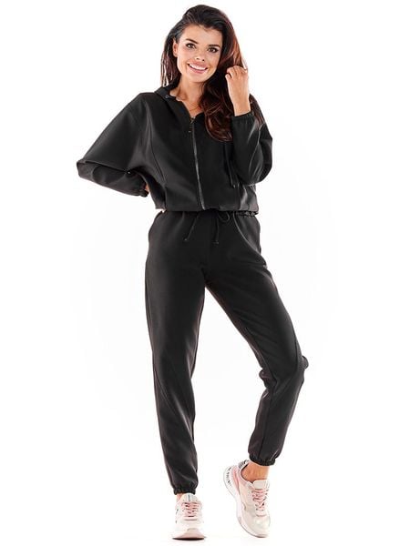 Awama Spodnie dresowe w kolorze czarnym rozmiar: M. Czarne spodnie dresowe damskie Awama, m, bez wzorów, z dresówki. Za 140.86 zł.