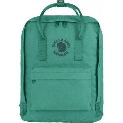 Plecak sportowo-szkolny Re-Kanken 16l. Niebieskie plecaki męskie Fjällräven, bez wzorów, z materiału. Za 541.95 zł.