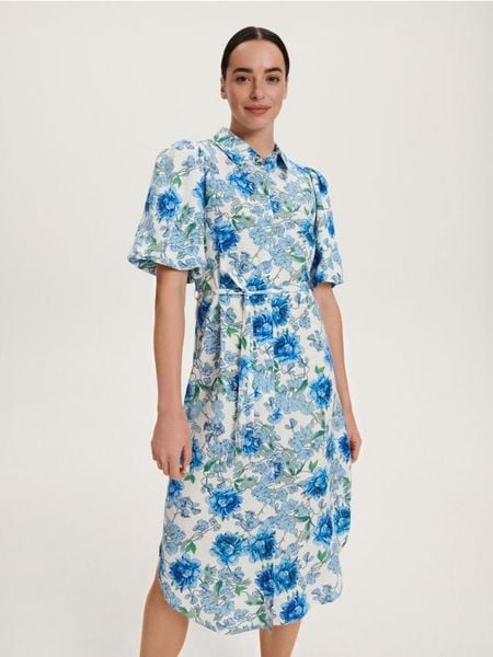 Sukienka midi - wielobarwny. Sukienki damskie Reserved, l, bez wzorów, z bawełny, bez kołnierzyka, bez ramiączek, midi, koszulowe. W wyprzedaży za 65.99 zł.