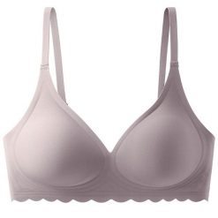 Bezszwowy biustonosz piankowy z elastycznego materiału Seita. Brązowe biustonosze Intica, bez wzorów, z materiału. W wyprzedaży za 119.00 zł.